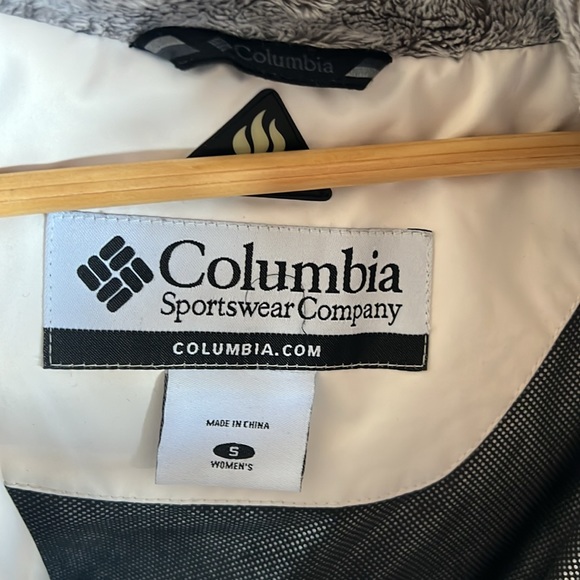 Women’s winter coat - Picture 2 of 7